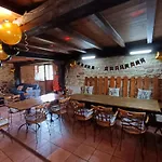 El Espesedo, A 5km De Cabarceno, 6 Y 6 Banos, Jardin 500m2 Country house