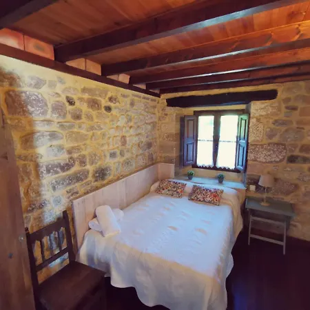 El Espesedo, A 5km De Cabarceno, 6 Y 6 Banos, Jardin 500m2 Country house Argomilla