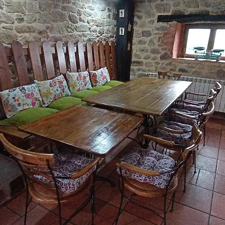 El Espesedo De Cabarceno, Cocina Compartida, Mascotas Son Bienvenidas