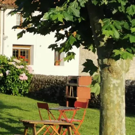 El Espesedo De Cabarceno, Cocina Compartida, Mascotas Son Bienvenidas Country house Argomilla