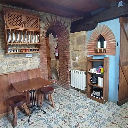 El Espesedo De Cabarceno Argomilla