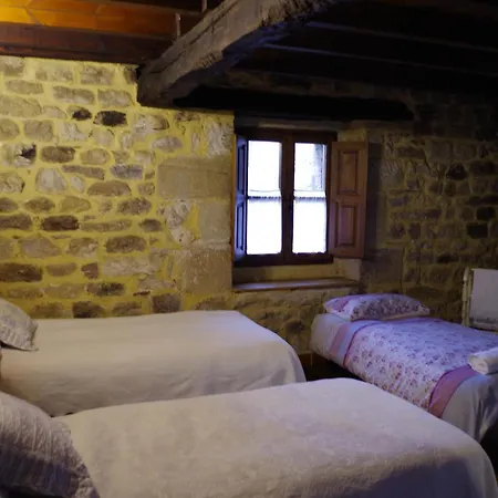 Country house El Espesedo, A 5km De Cabarceno, 6 Y 6 Banos, Jardin 500m2 Argomilla