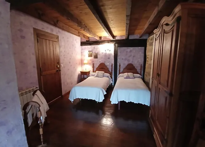 Casa rural El Espesedo, A 5km De Cabárceno, 6 Y 6 Baños, Jardin 500m2 Argomilla