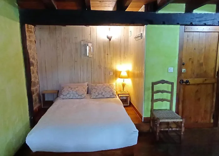 Casa rural El Espesedo, A 5km De Cabárceno, 6 Y 6 Baños, Jardin 500m2 *