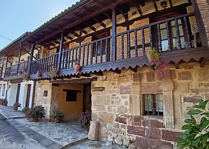 Casa rural El Espesedo, A 5km De Cabárceno, 6 Y 6 Baños, Jardin 500m2 *
