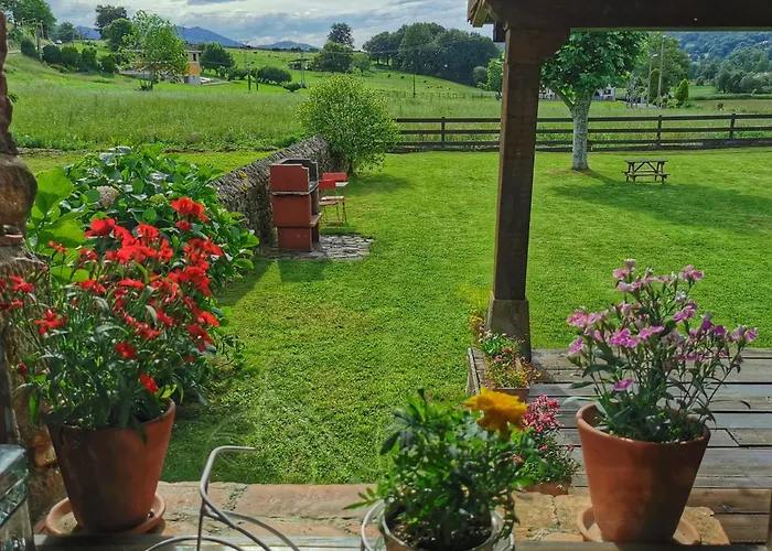 El Espesedo, A 5km De Cabarceno, 6 Y 6 Banos, Jardin 500m2 Country house Argomilla