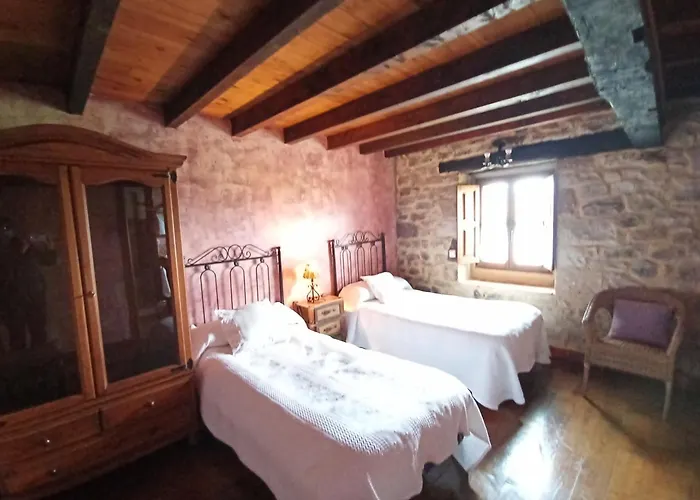 Country house El Espesedo, A 5km De Cabarceno, 6 Y 6 Banos, Jardin 500m2 Argomilla